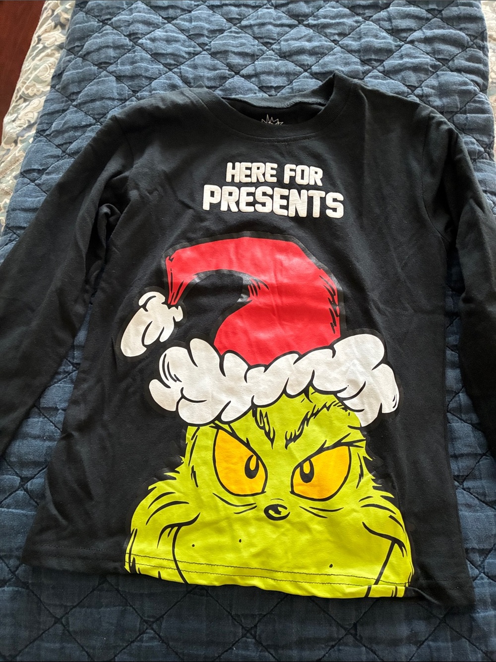 Kids Long Sleeve Grinch 'Here for Presents' Graphic Tee - Black/Green